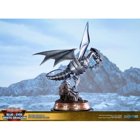 Yu-Gi-Oh Statuette Blue Eyes White Dragon Silver Edition