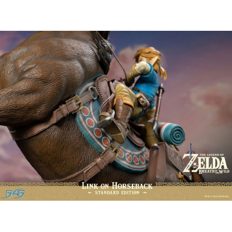 The Legend of Zelda Breath of the Wild statuette Link on Horseback